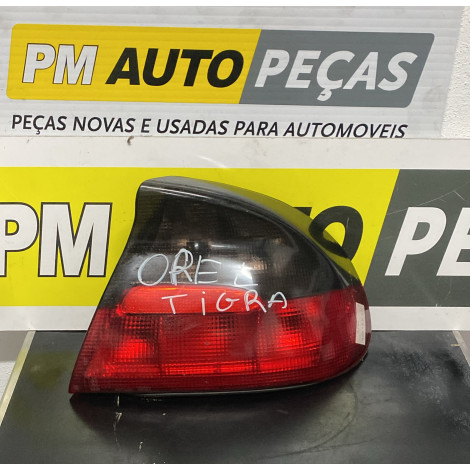 Farolim Opel Tigre