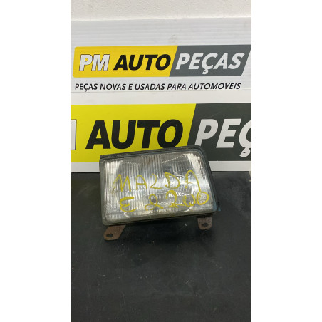 Farol Mazda B