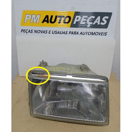 Farol Renault R21