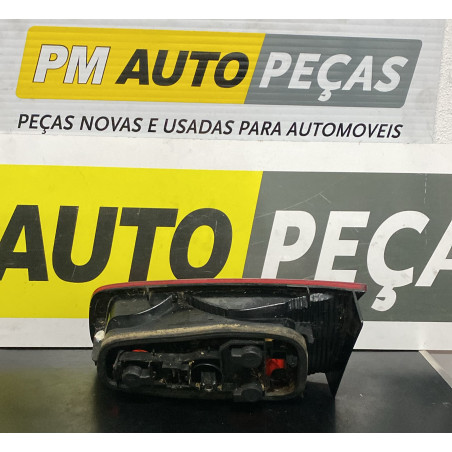 Farolim da Mala Renault Laguna 2