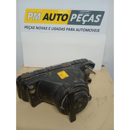 Farol Audi 80 PAR