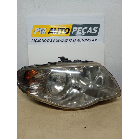 Farol Chrysler Voyager ESQ