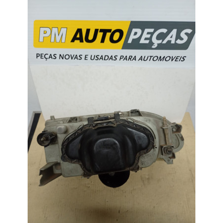 Farol Renault  19 II