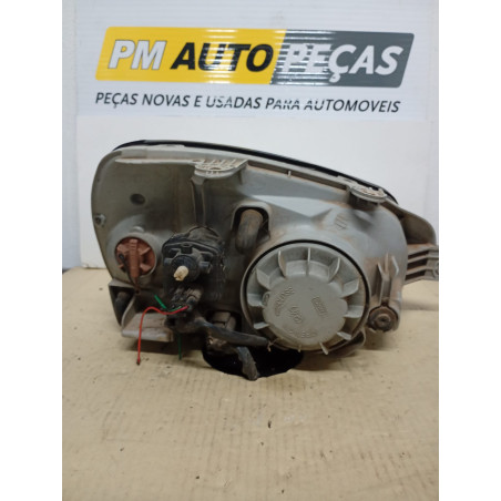 Farol Hyundai Santa Fé