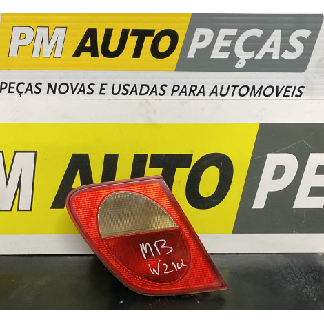 Farolim Mercedez Benz E...