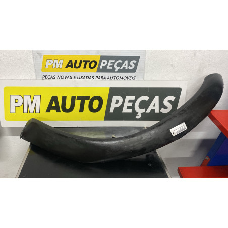 Moldura dianteira Esquerda Nissan Pick Up