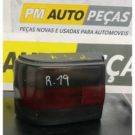 Farolim Renault 19