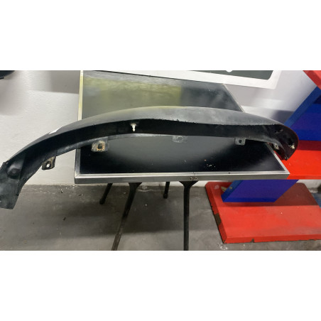 Moldura dianteira Esquerda Nissan Pick Up